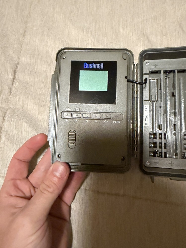 Bushnell Trophy Cam Trail Camera Model 119926C Game Camera