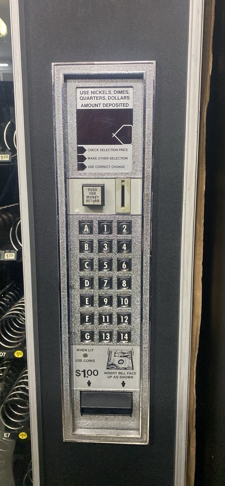 Automatic Products AP123 Snack Vending Machine