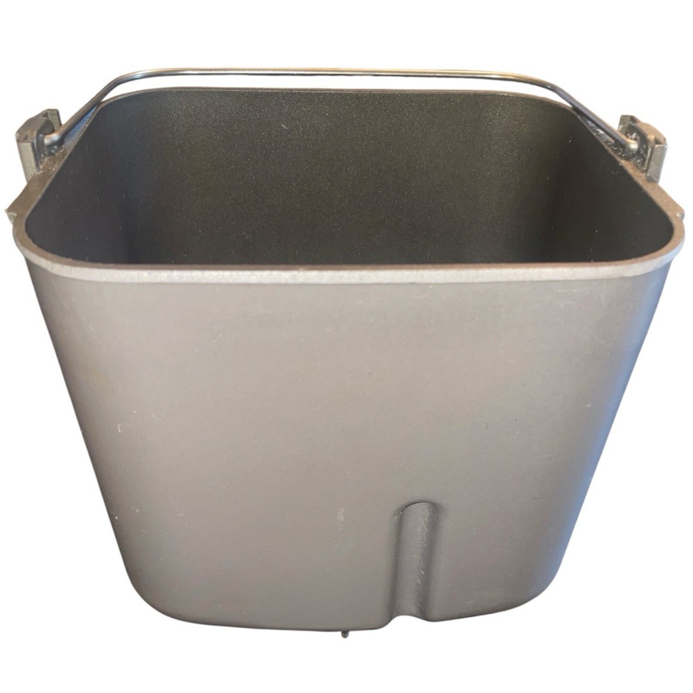 Breadman TR333 Bread Maker Pan with Paddle For Models: TR333 & TR444 used