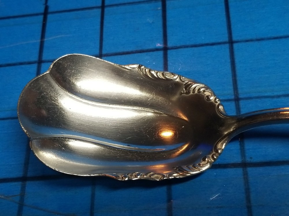 Wm A Rogers A1 MARCELLA aka CLIFTON Solid Shell Casserole Spoon 1905 SHIPS FREE