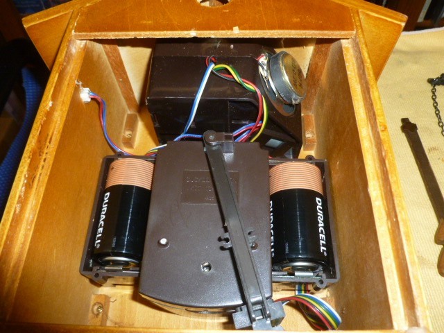 Time Co Wood Cuckoo Clock Battery powered Excellent Condition.