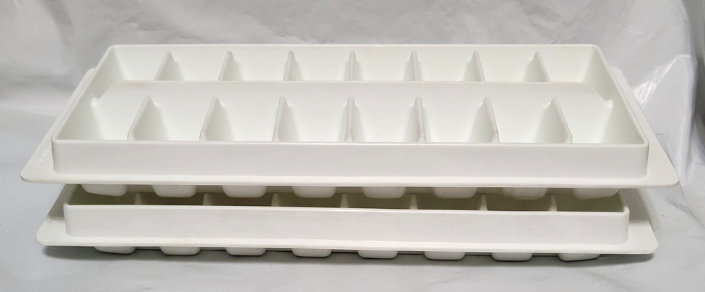 2 Vintage Frigidaire 16 Cube White Plastic Ice Cube Tray Large Cube Stackable