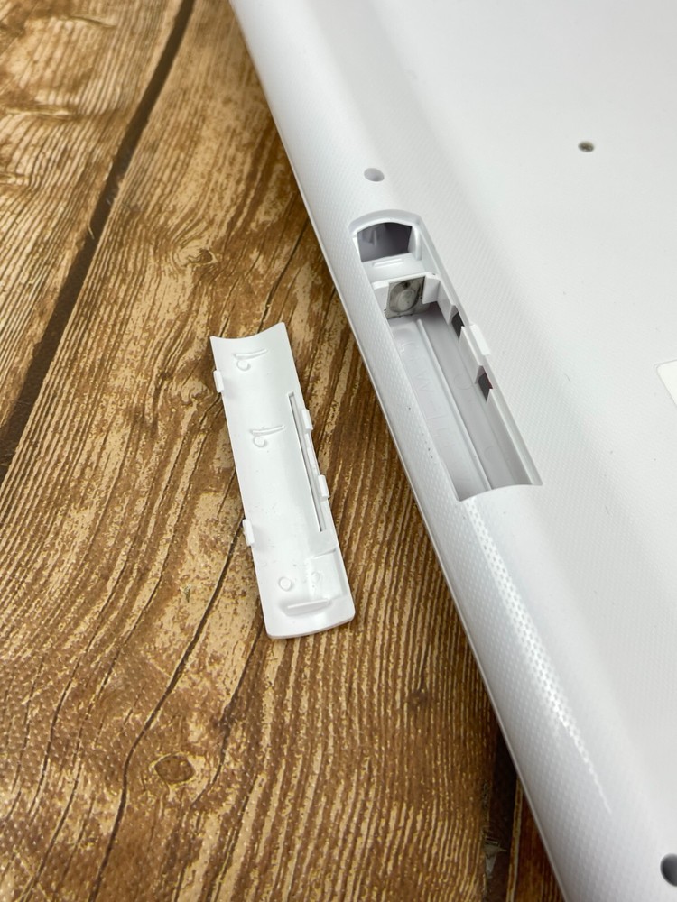 Topmate KM9000 Wireless Ultra Thin Keyboard white