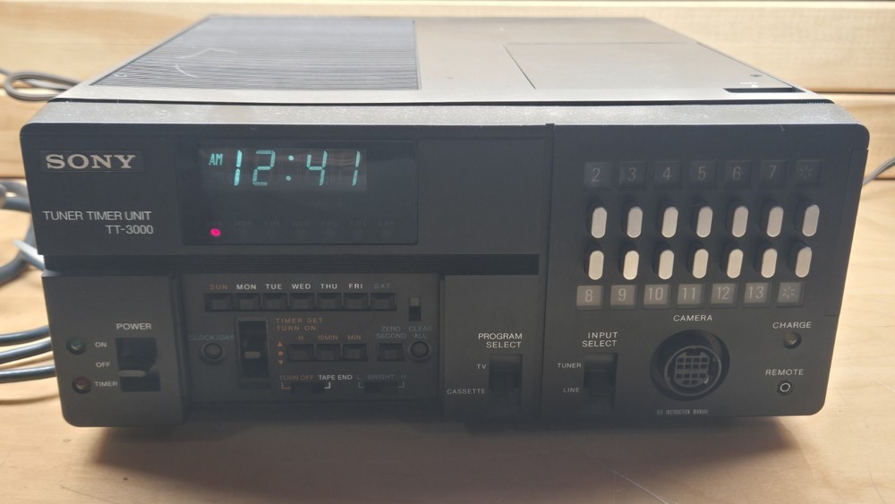 Sony TT-3000 Portable Programmable Digital Cassette Tuner Timer Unit UNTESTED