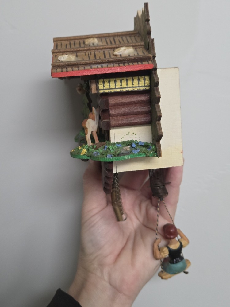 Small Vintage German cuckoo clock 1970's woodwork