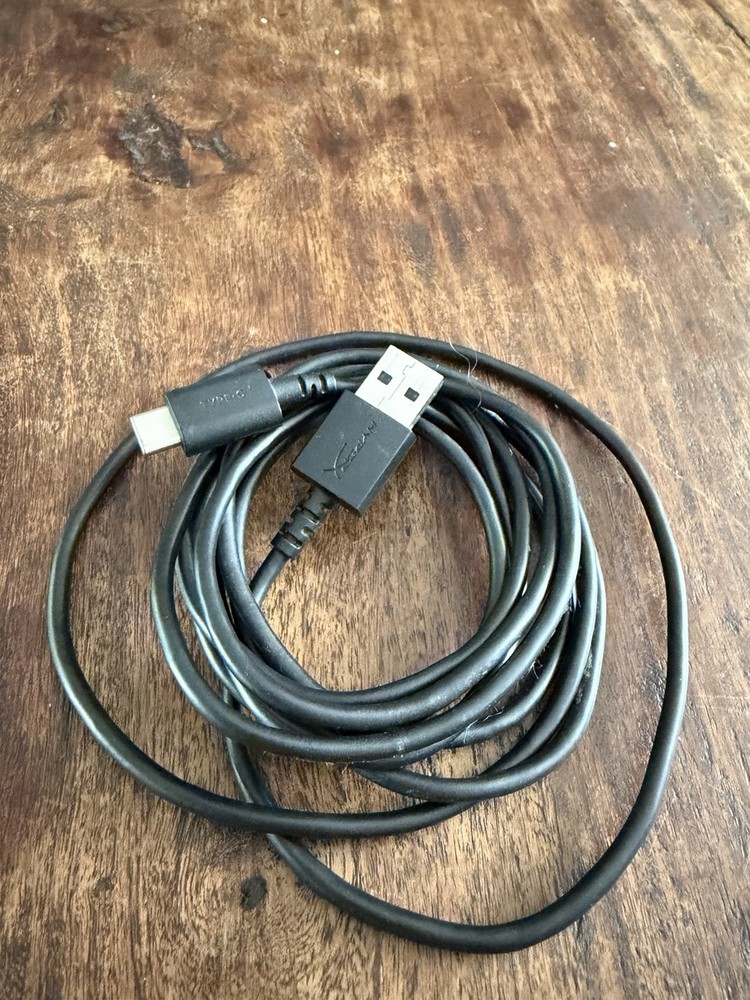 HyperX Solocast with CABLE Standalone Microphone USB-C Port Plug and Play