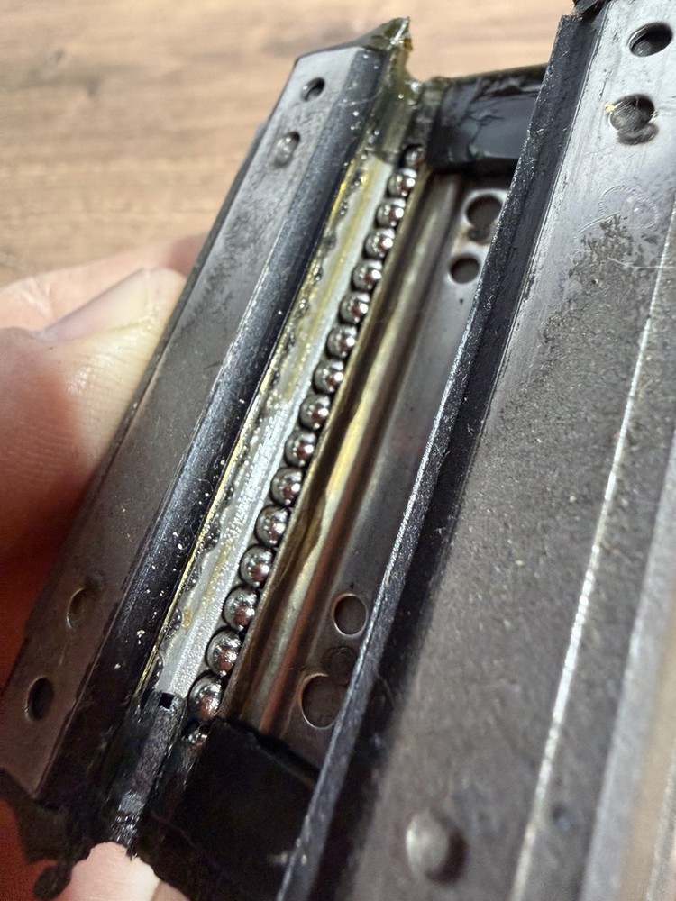 THK SR20W Linear Motion Guide