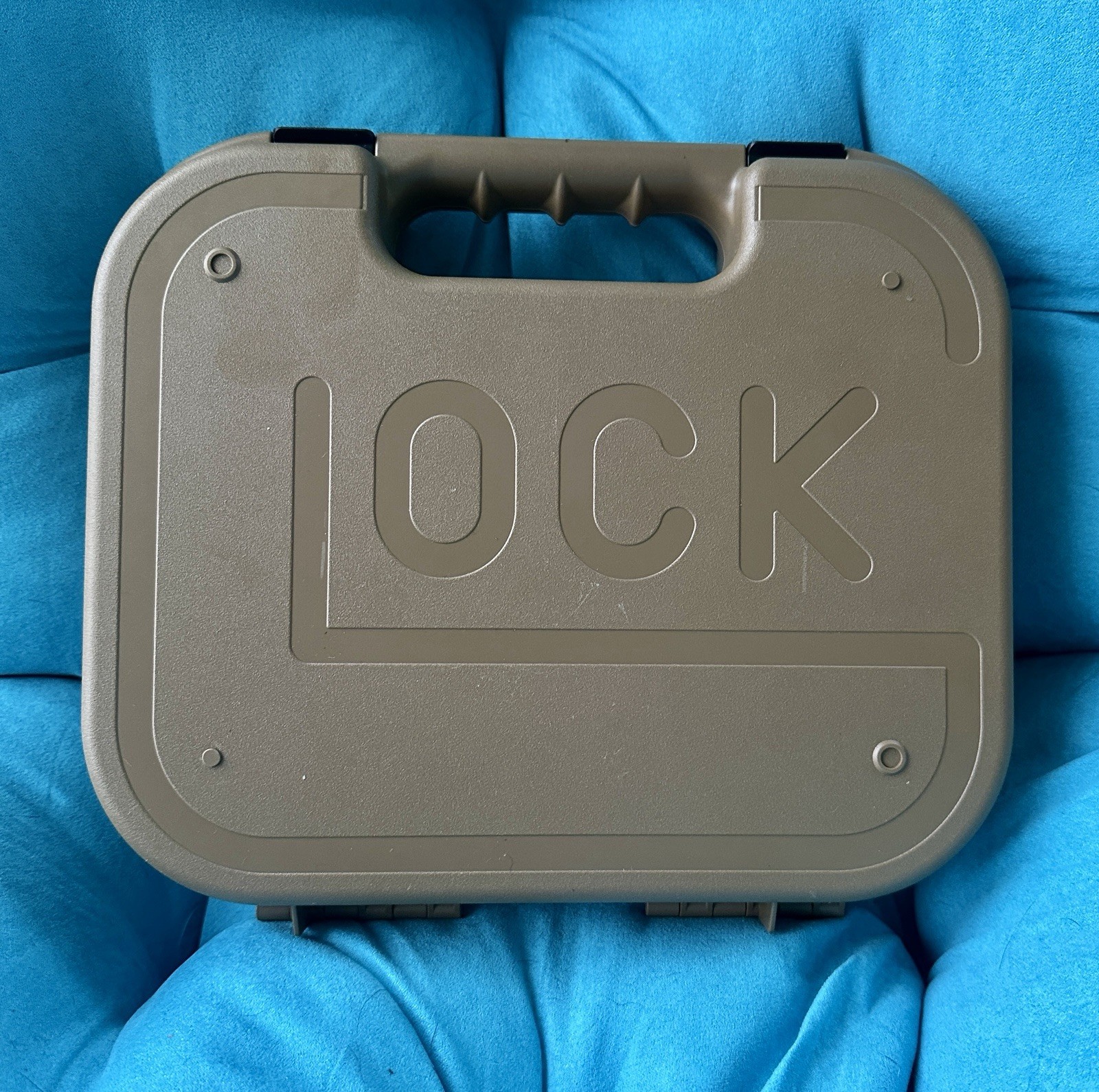 Glock 19X OEM Coyote Tan Factory Clamshell Folding Padded Pistol Case