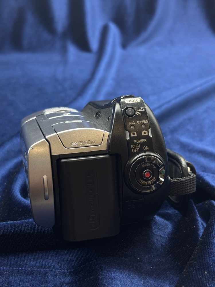 Sony Handycam DCR-SR55/ Camera Only/ Working