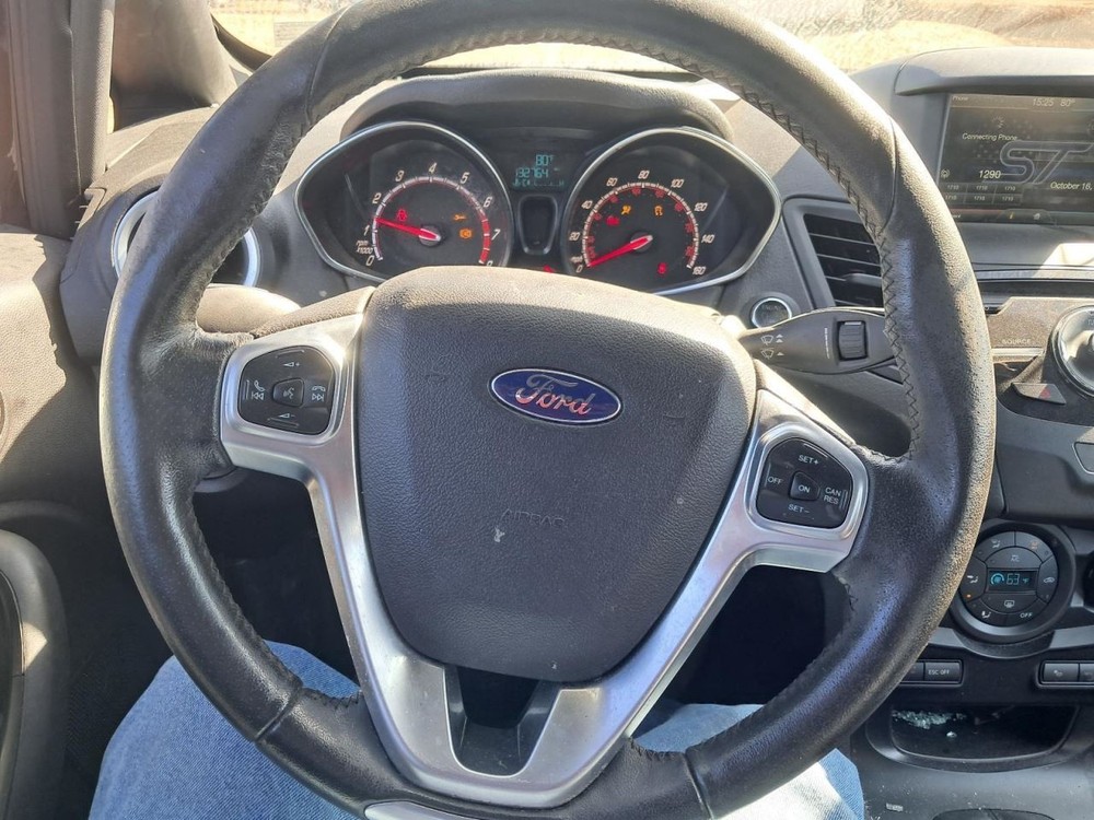 FIESTA 2015 Glove Box 4831314