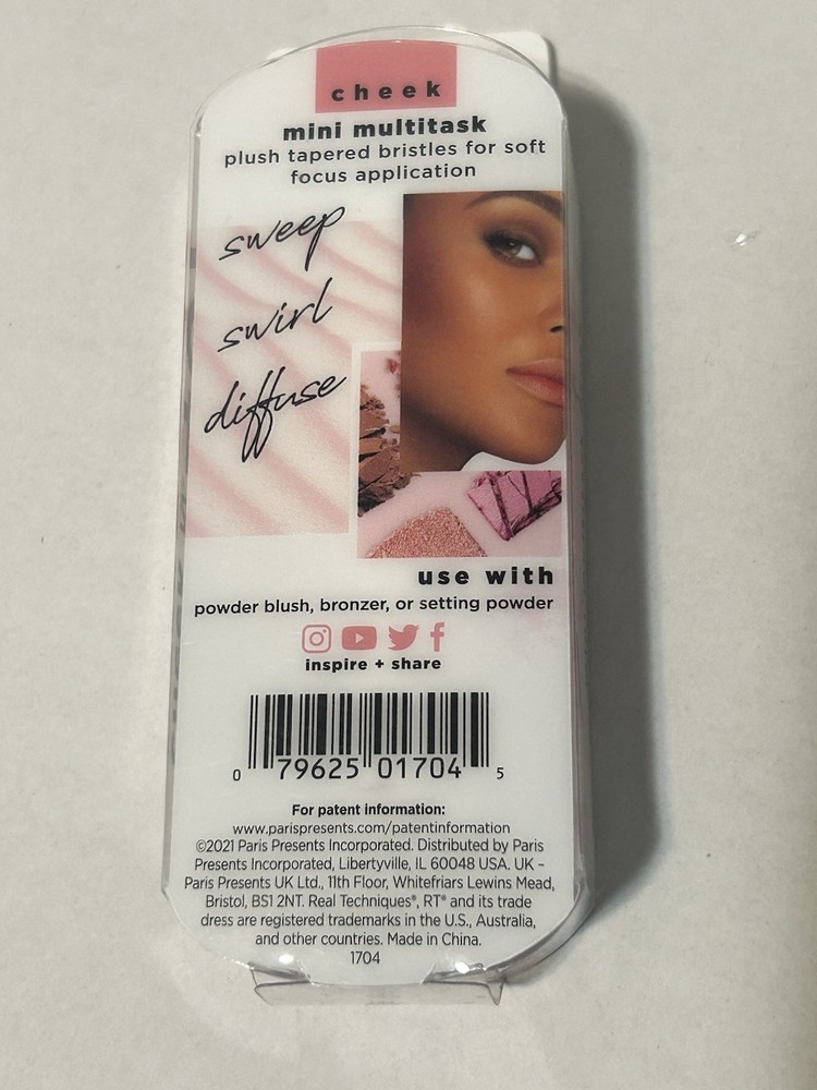 Real Techniques Mini Multitask Brush NEW Blush Bronzer Travel Size