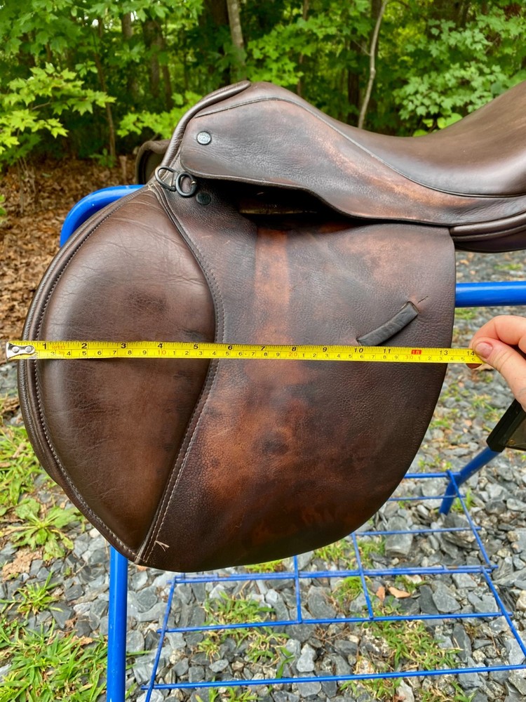 Close Contact / Jump Saddle, 17"