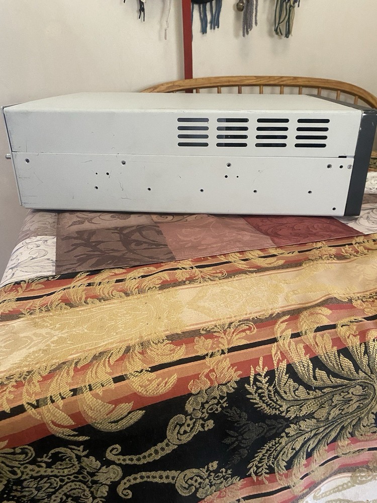 Teledyne Instrument API Dynamic Dilution Calibrator Model 700 Powers On See Desc