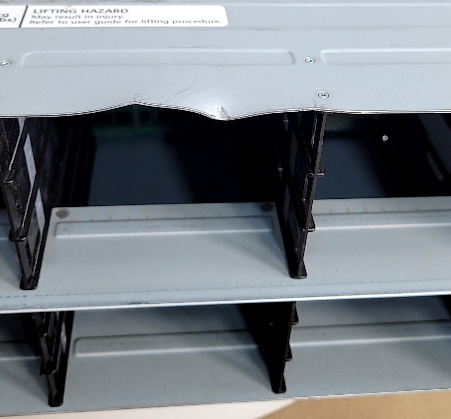 NETAPP NAJ-0801 24-Bay Hard Disk NAS Array SEE NOTES