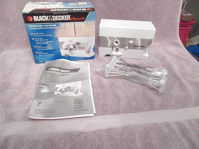 Black & Decker Spacemaker Under Cabinet Can Opener Knife Sharpener Unit Only