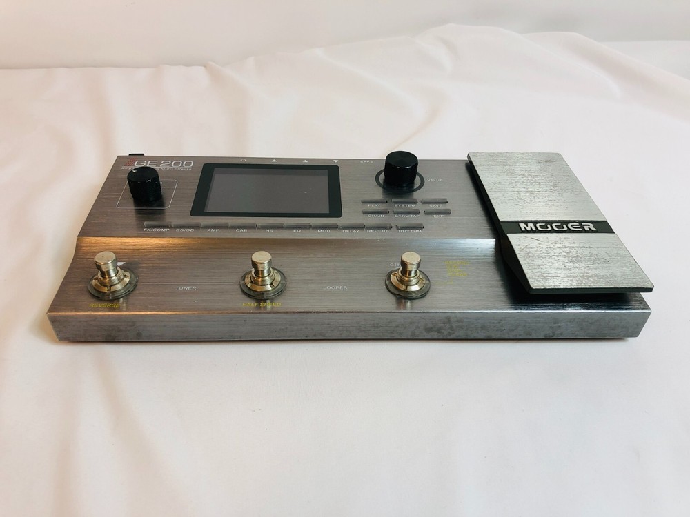 Mooer GE-200 Amp Modeling Electric Guitar Digital Multi-Effects Processor Pedal