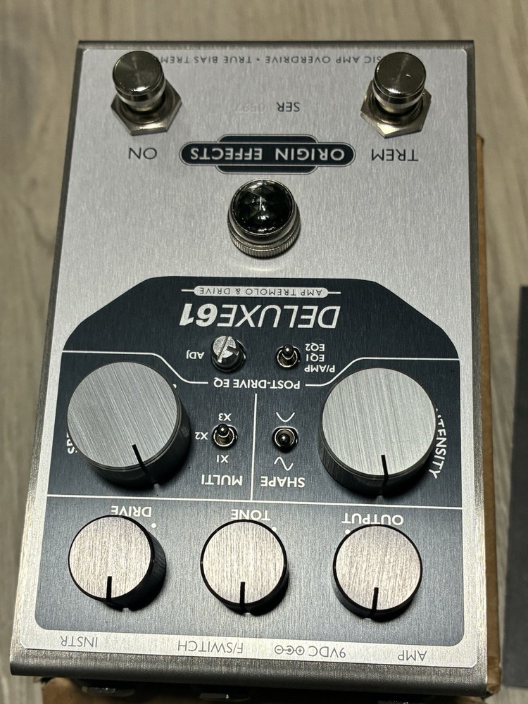 Origin Effects Deluxe 61 *MINT*