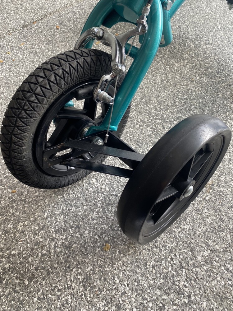 Knee Rover Stabilizer Training Wheel +FAST SHIPPING!