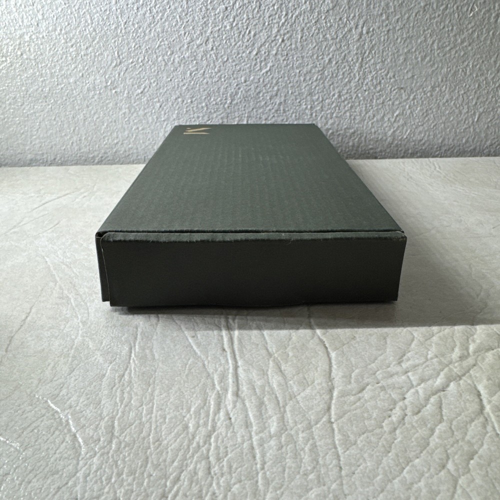 Material Kitchen - The Good Shears (Gold)