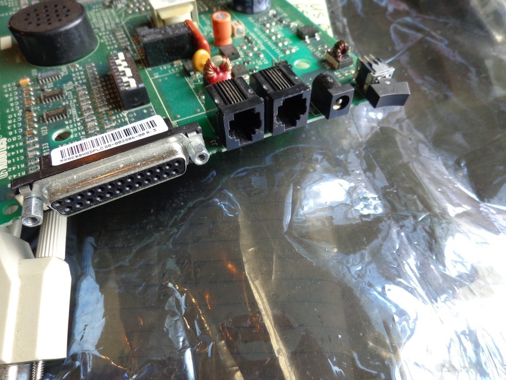 US Robotics GSEP-M01 ISDN Modem 1.012.0263-E
