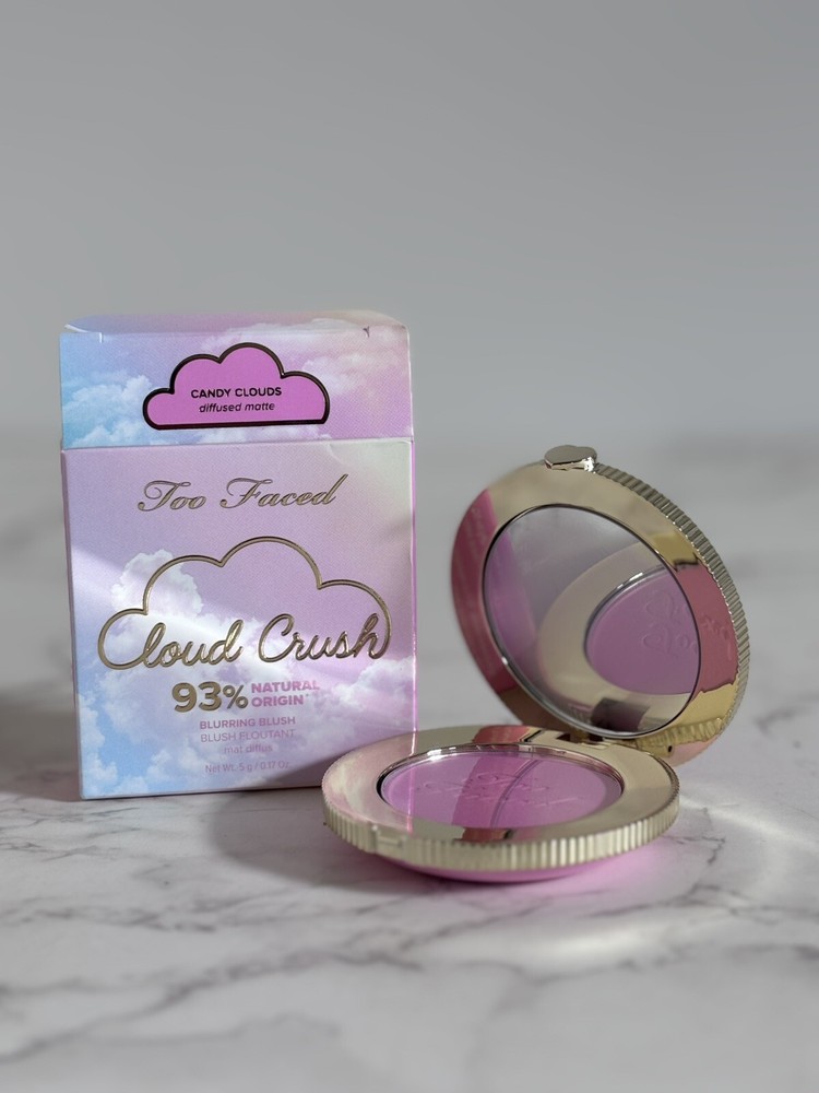 Too Faced Cloud Crush Blurring Blush in Candy Clouds .17 oz New in Box