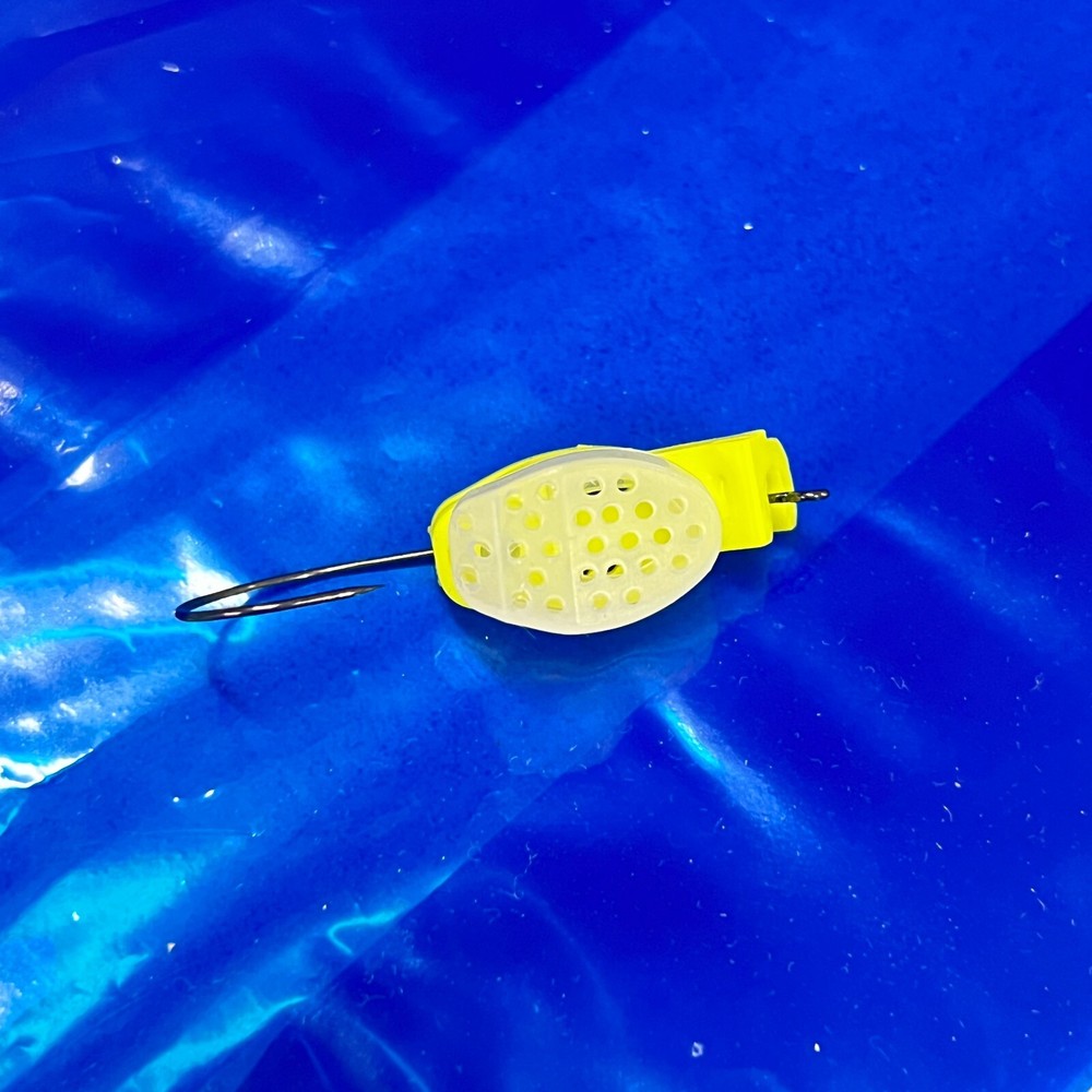 Fishing Bait Cage Hook – Lead Weighted, Secure Lock, Easy to Use