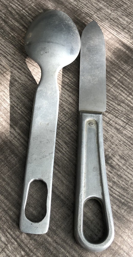 WWII US MONEY BELT, PERSONEL DITTY BAG AND FORK AND SPOON