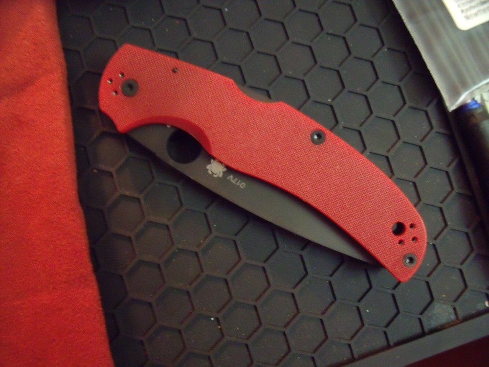 Spyderco Native Chief Red Sprint cpm4v c244gprdbk