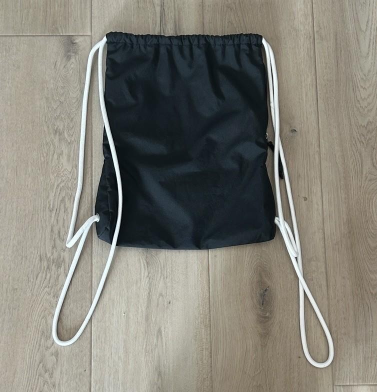 Nike Black Drawstring Bag Athletic Bag With Zip Pocket