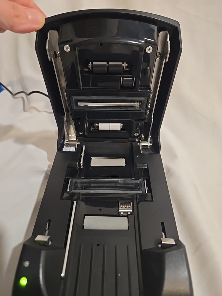 iDentify ID-150 Powered By Acuant ID Driver License Security Card Scanner Reader