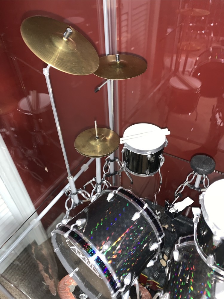 Kiss Memorabilia Rare Mini Drum Set