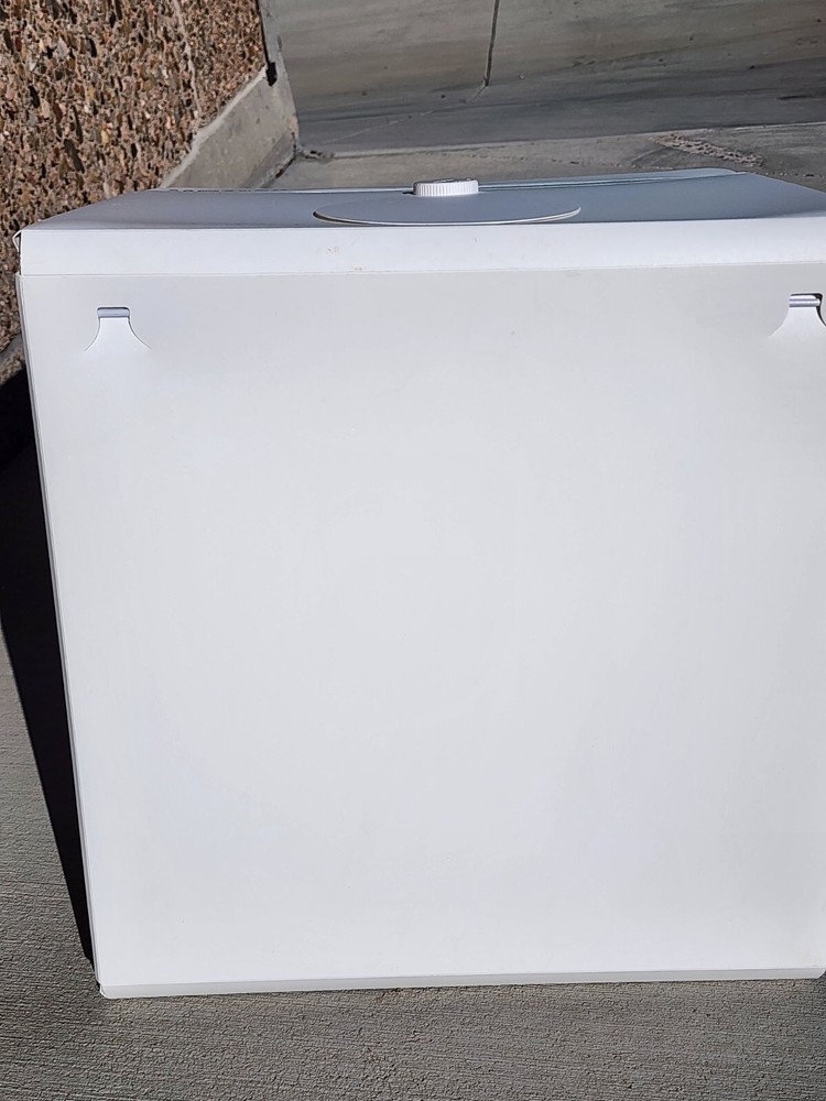 Neewer White Lightbox Collapsable with LED Strips & 4 Background Colors
