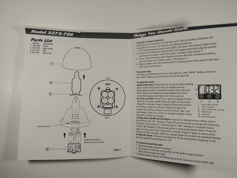 Coleman Deluxe Table Lamp Lantern Clock New