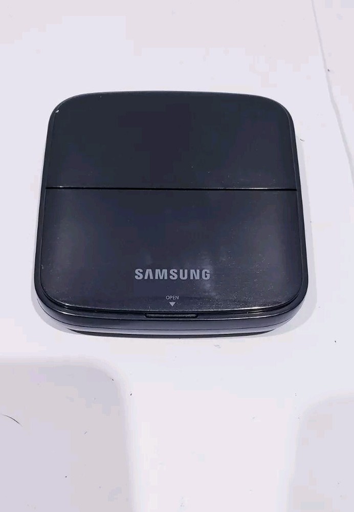 Samsung Universal Multimedia Desktop Dock Station EDD-D200BE - Black