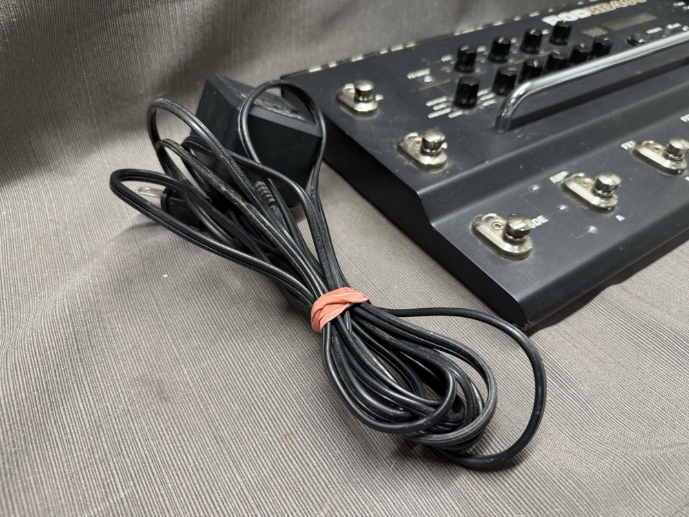 LINE6 POD HD400 Multi-Effects Processor (USED)