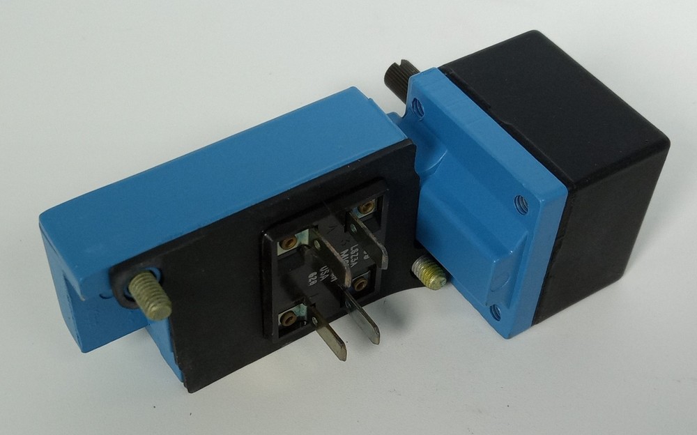 MICRO SWITCH LSZ7A1A HONEYWELL LIMIT SWITCH - NEW