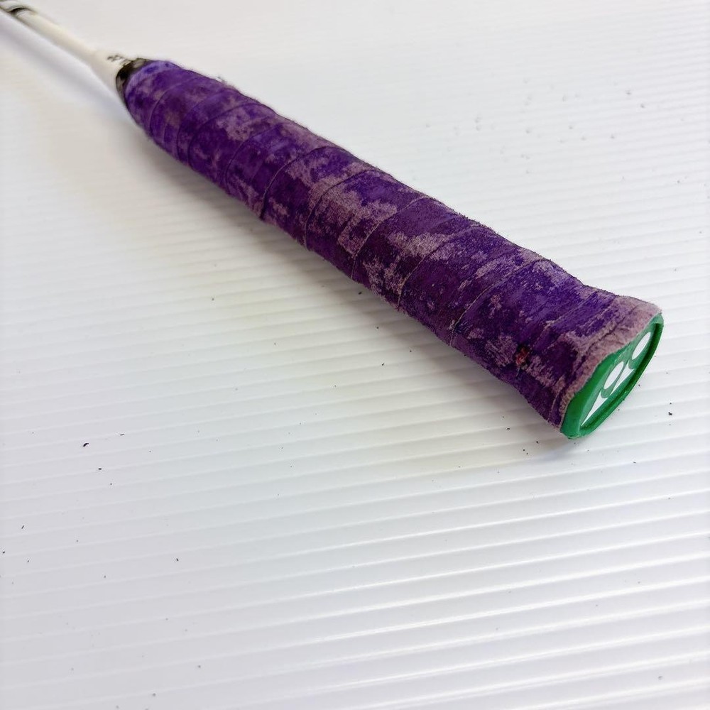 Discontinued Yonex VOLTRIC FORCE