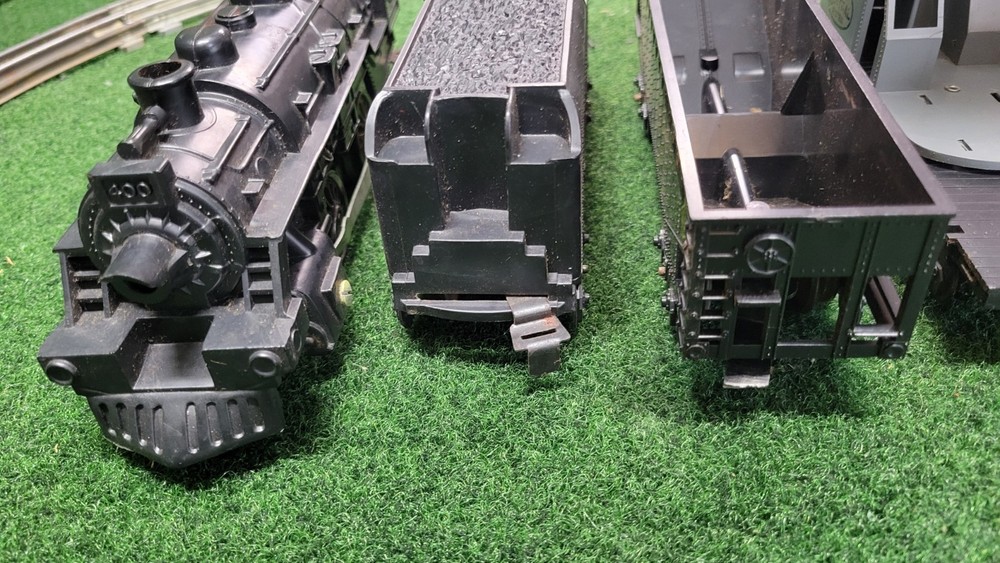 MARX 400 STEAM ENGINE FREIGHT CAR SET