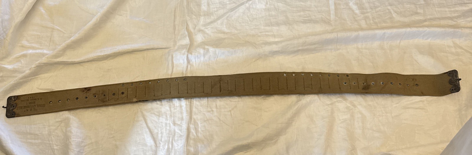 Vntg Military Ammo Belt 12 Gauge Holds 32 Shells Adjustable W/Hooks on Both Ends