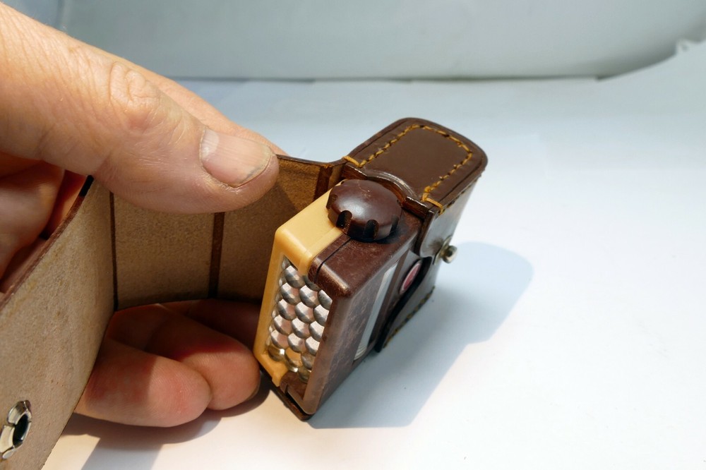 WALZ CAMERA ELECTRIC EYE, MODEL M Light Meter