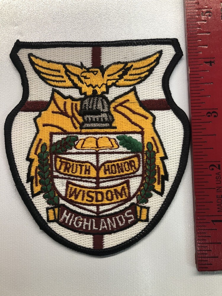 Highlands Patch ~ Wisdom Truth Honor