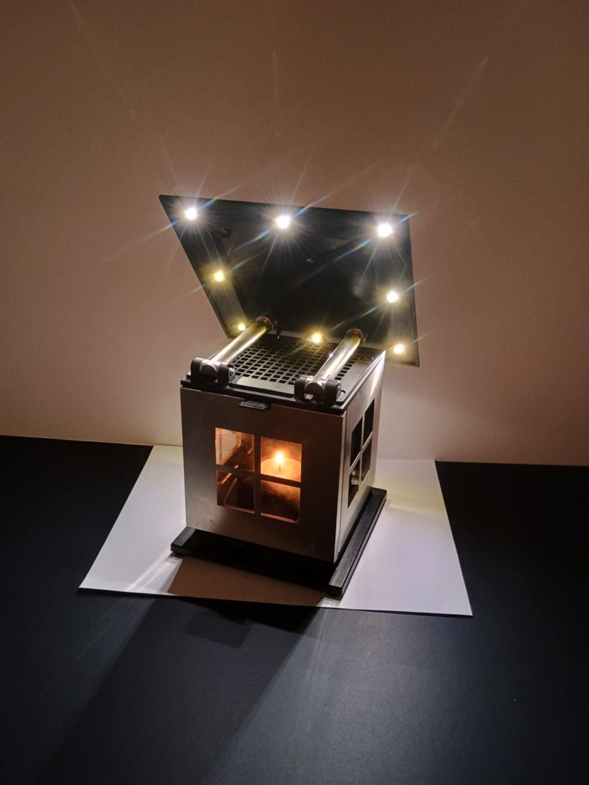 Caframo JOI Tea Light Candle Powered LED Lamp Camp light Night Light. No battery