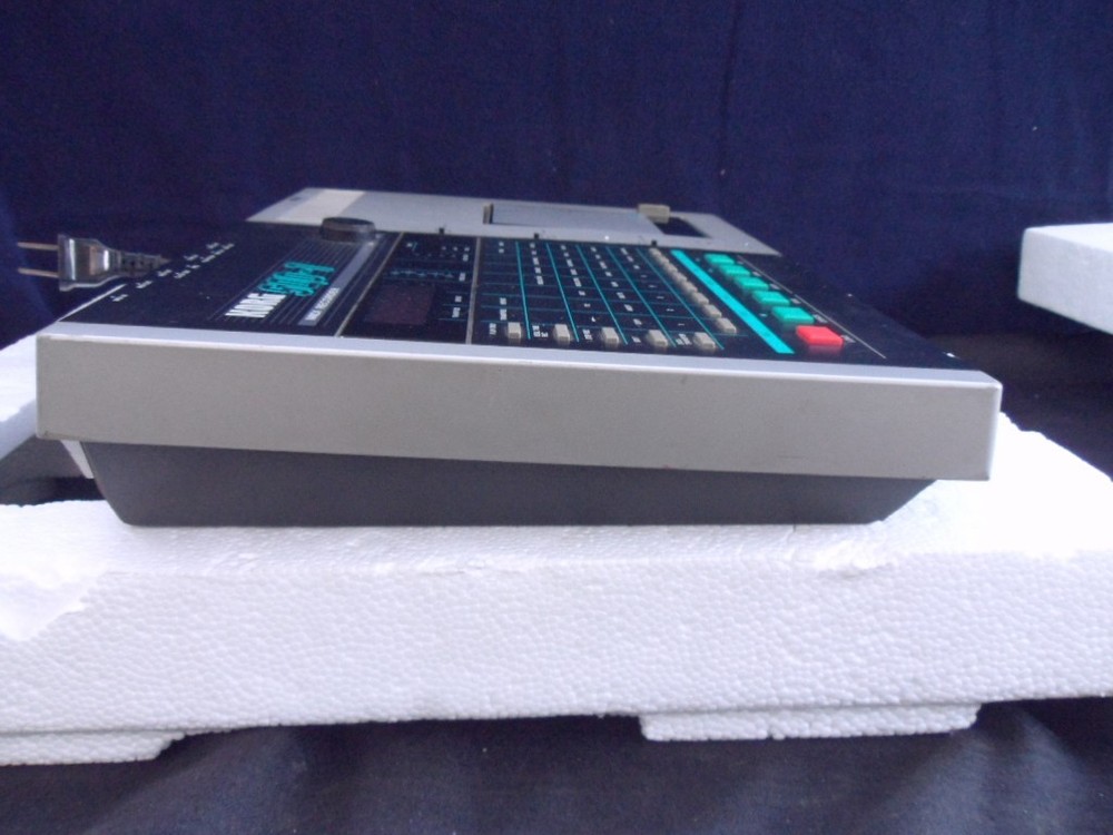 KORG SQD-1 Midi standalone sequencer