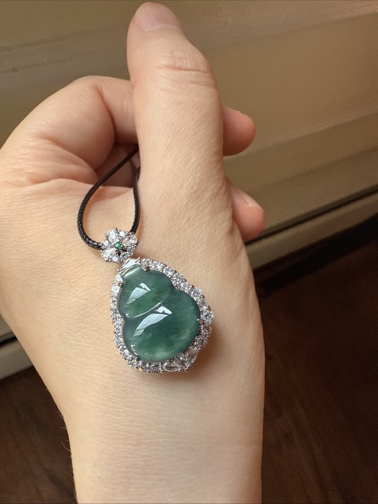 純天然翡翠A貨 老坑冰藍水 葫蘆 Genuine Grade A Jade Jadeite