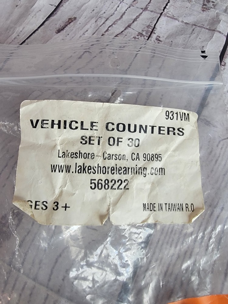 Lakeshore Counters 33 PCs Set & Insert Excellent Math Sorting LC1668
