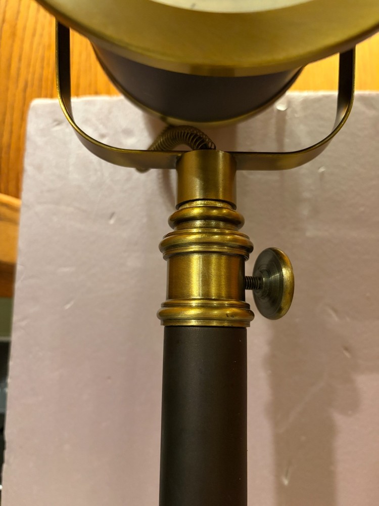 Jimco Manufacturing Retractable Spotlight Lamp