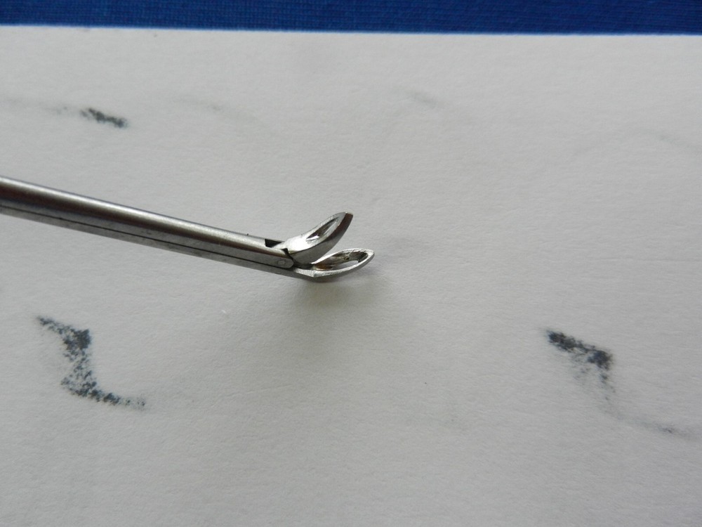 E5653 Richards 7023-0701 ENT Up Angled Forceps