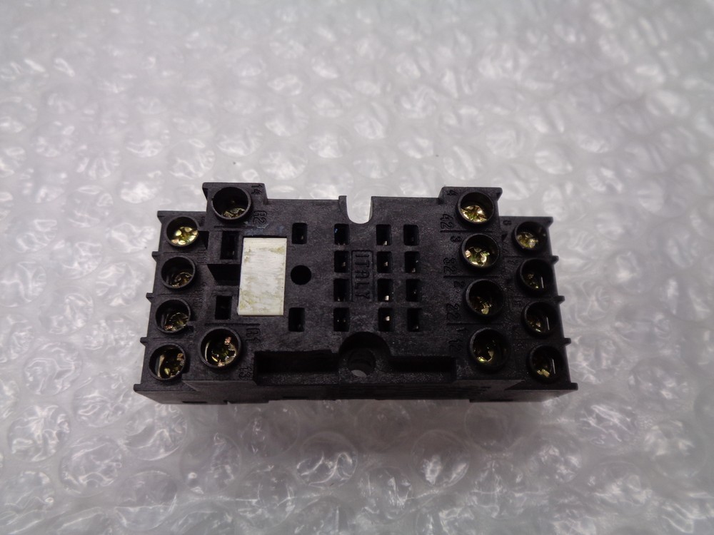 IMO ZP15.4 RELAY BASE NSNP