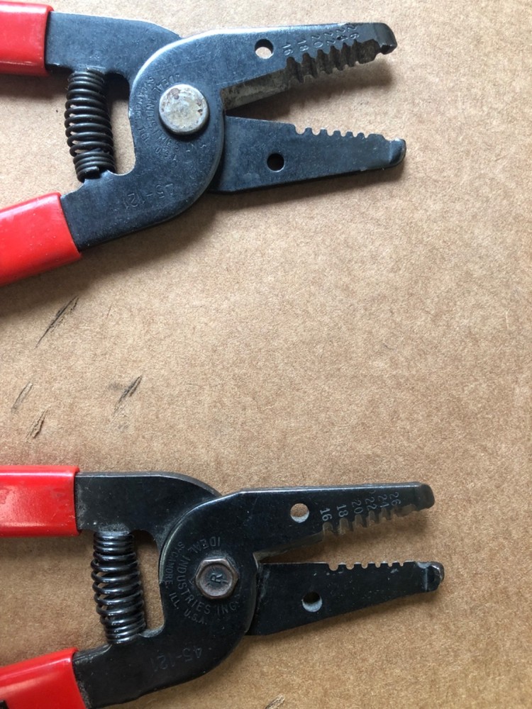 IDEAL. T-Strippers (5 pcs) - USA
