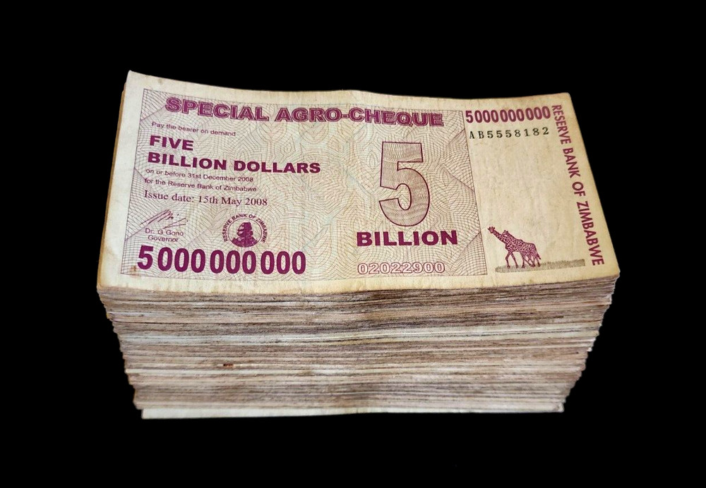 250 pcs x Zimbabwe 5 Billion dollar agro cheque banknotes / 2008 / bundle